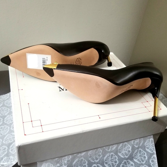 **Sold**NWT Alexander McQueen pumps heels size 38.5 - Picture 6 of 7